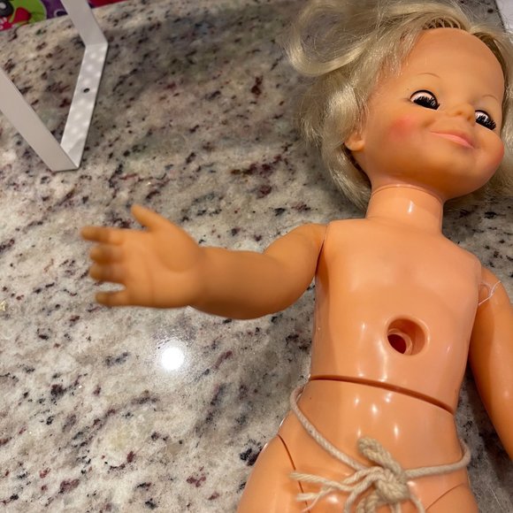 Vintage Ideal Toy Blonde Velvet Crissy 15" Doll Eyes Open/Close - Picture 8 of 10